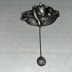 Rare find-vintage-J.J.Jonette pin/brooch. Cat with dangling yarn ball.